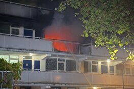 Dode bij grote uitslaande brand door explosie in flat