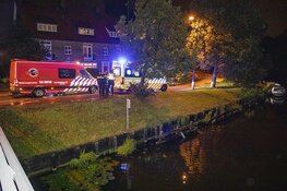 Man raakt tijdens uitlaten hond te water in Haarlem