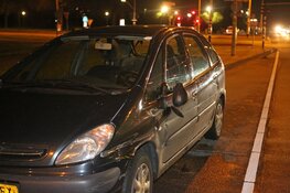 Fietsster gewond bij aanrijding met auto op Schipholweg