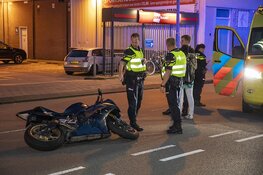 Motorrijdster gewond bij ongeval op de Schalkwijkerstraat in Haarlem