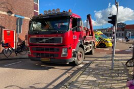 Truck rijdt moeder en kind aan in Haarlem