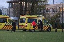 Twee gewonden door kop-duel tijdens voetbalwedstrijd in Haarlem