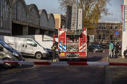 Brand in loods aan de Paul Krugerkade in Haarlem