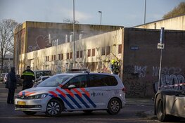 Brand in loods aan de Paul Krugerkade in Haarlem