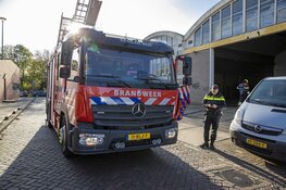 Brand in loods aan de Paul Krugerkade in Haarlem