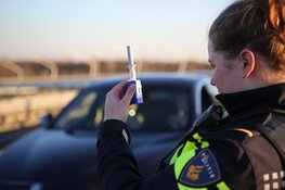 Man zonder rijbewijs aangehouden na veroorzaken ongeval