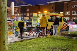 Vrouw gewond na aanrijding op zebrapad voor ziekenhuis in Haarlem