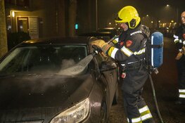 Auto in de brand aan de Generaal Spoorlaan