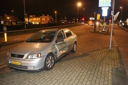 Flinke schade op kruispunt voor station in Heemstede