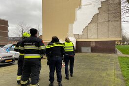 Stormschade aan flat Ekemastraat