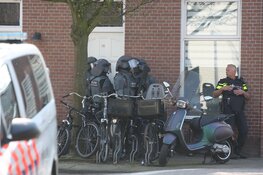 Grote politieactie in de Spaarnsevaartstraat