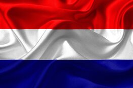 Scouting Heemstede legt fakkel van herdenkingssteentjes op 4 mei