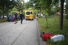 Rokende ambulance komt met pech langs de weg te staan, patiënt in veiligheid gebracht