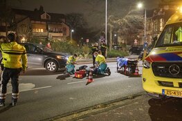 Scooterrijder gewond na aanrijding met auto in Haarlem