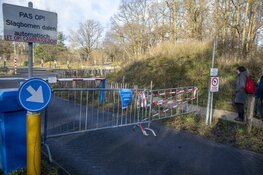Parkeerplaats Kennemerduinen in Overveen afgesloten om drukte te voorkomen