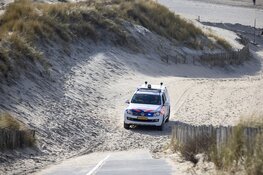 Kitesurfers in de problemen voor de kust van Zandvoort