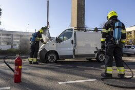 Veel rookontwikkeling bij op hol geslagen motor