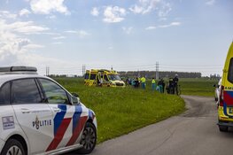 Lifeliner voor scooterongeval naar Middenweg in Spaarndam