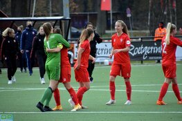 Noord-Hollandse Daphne van Domselaar en Marisa Olislagers genieten van landstitel met FC Twente