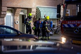 Gewonde bij woningbrand aan de Karel van Manderstraat in Haarlem