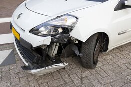 Drankrijder rijdt paaltje omver in Heemstede