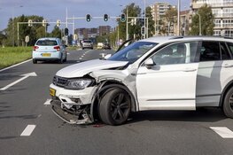 Lange file door ongeval op de N208 in Haarlem
