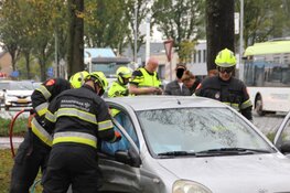 Automobilist gewond bij ongeval op Oudeweg in Haarlem
