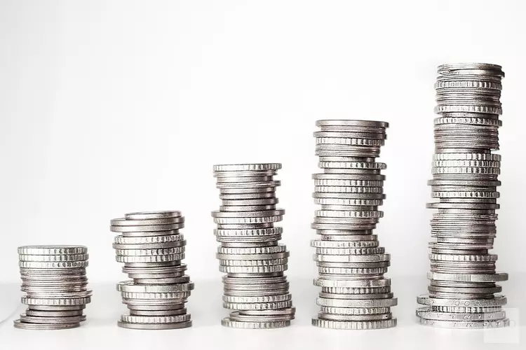Veel aanvragen coronasubsidie: college stelt meer geld beschikbaar