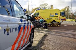 Fietsster gewond na botsing met scooter op de Zijlweg in Haarlem