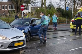 Veel schade en overlast door ongeval op de Rijksstraatweg in Haarlem