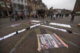 Kruis van koksbuizen vraagt aandacht voor gesloten horeca Haarlem