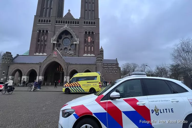 Gewonde door val in kerk Haarlem