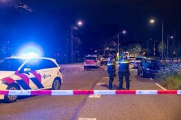 Politie schiet na achtervolging waarbij op politiewagen is ingereden