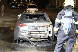 Autobrand aan de Ekamastraat in Haarlem