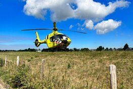 Fietser ernstig gewond bij botsing met paaltje
