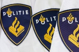 Politie onderzoekt vernieling woning