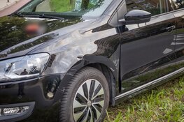 Scooterbestuurder gaat er vandoor na ongeval en laat gewonde passagier achter