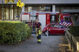 Brandweer groots uitgerukt bij brand Wooncomplex Johan Limpershof