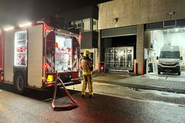 Brand in bedrijfspand Haarlem snel onder controle