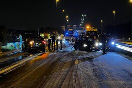Meerdere auto's betrokken bij kettingbotsing op spekgladde A9