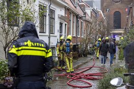 Schoorsteenbrand bij woning in Kerkstraat in Haarlem