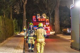 Brand in villa met rieten kap te Aerdenhout