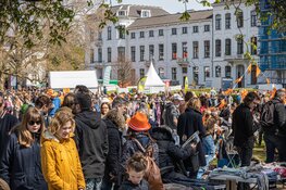 Haarlem viert massaal Koningsdag