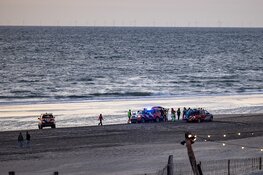 Hulpdiensten groots uitgerukt voor reanimatie op strand bij Zandvoort