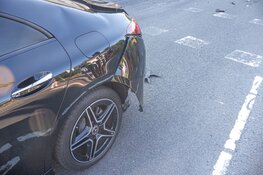 Aanrijding in Haarlem; aanhouding en auto in brand