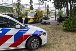 Scooterrijder gewond na aanrijding met auto op het Staten Bolwerk
