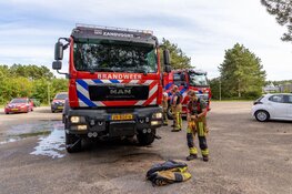 Brandweer heeft handen vol aan duinbrand in Overveen