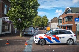 Fietsster rijdt tegen openslaande autodeur