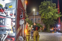 Brand in dak van woning in Haarlem