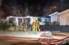 Brand op woonwagenkamp in Haarlem